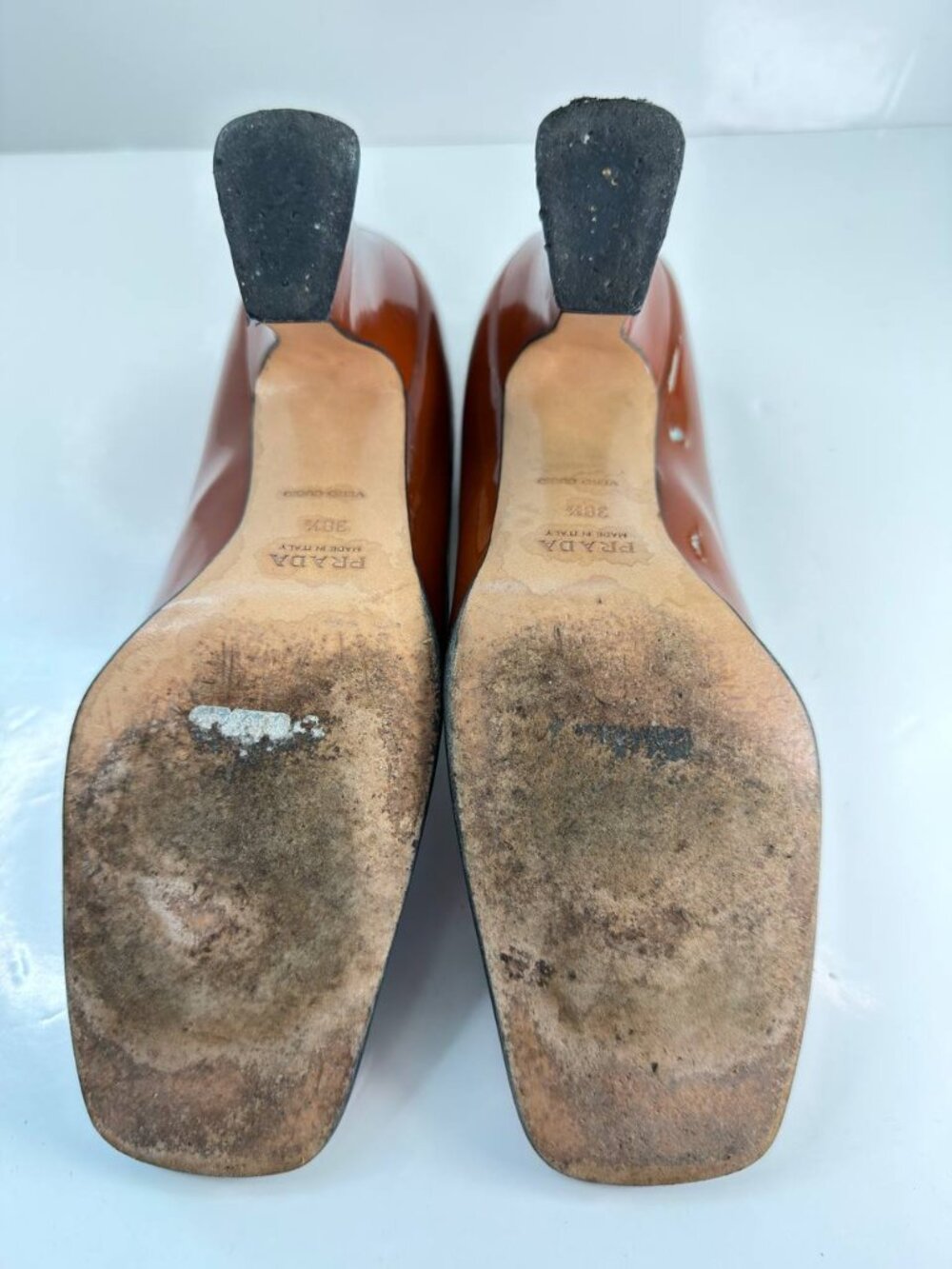 Prada Vintage Patent Leather Mary Jane Heels –  Size EU 38.5 (US 8.5) - Picture 16 of 16